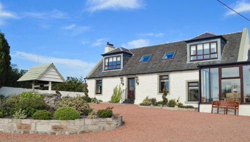 Hillend Farm House - Photo 2