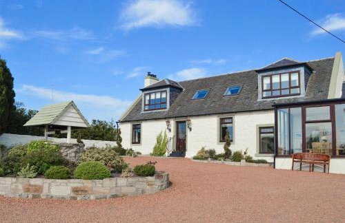 Hillend Farm House - Photo 2