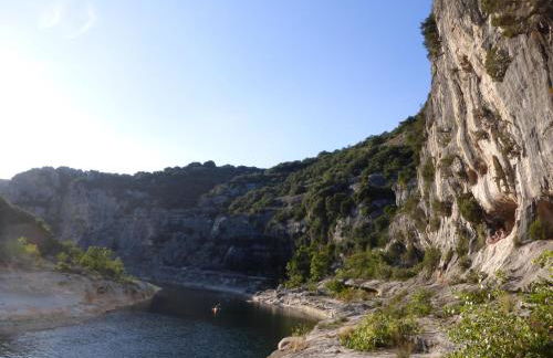 Charming Stone House With Shared Pool, Chambonas - Foto 26