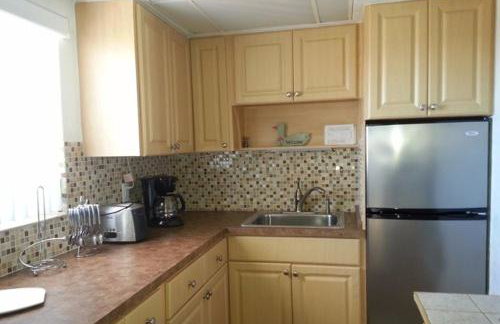 Sunrise Ocean Suites - Photo 19