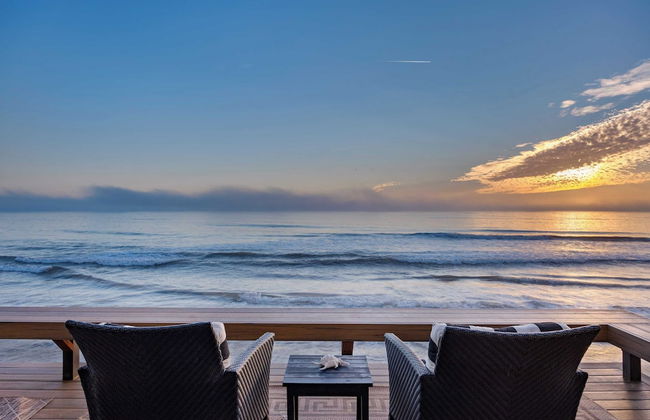 Unbeatable Beachfront Bliss w/ Ocean Views, Luxe Interiors & Patio Beach Road - Foto 40
