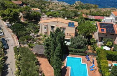VFH Villa Cala del Cuore con piscina, 50 m dal mare - Foto 1
