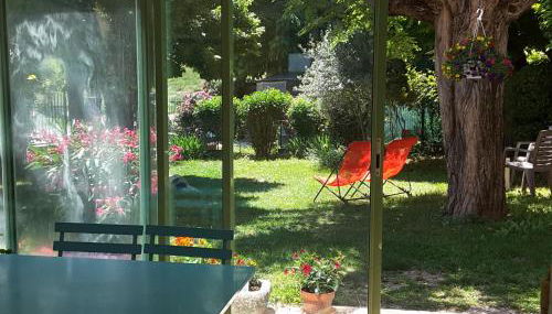 La Boissetane, maison provençale avec piscine et jardin, au pied du Luberon - Foto 2, Garden
