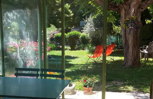 La Boissetane, maison provençale avec piscine et jardin, au pied du Luberon - Foto 2