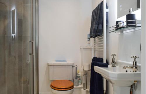 The Courtyard - Photo 11