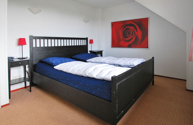 Thatched Villa With Bath in a Holiday Park - Foto 4