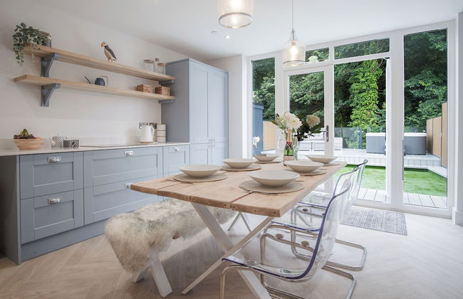 The Hideaway - 2 Bed Holiday Home - Little Haven - Photo 29