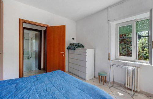 Unique Lake View In Green Park - Photo 2