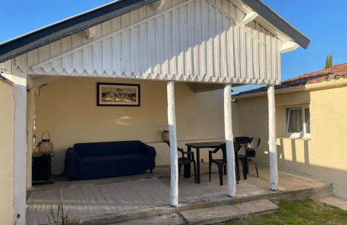 Chez moon Joli appartement rénové proche centre et parking privé - Foto 15