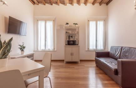 [Piazza Martiri]-In pieno centro sotto al Castello - Photo 10