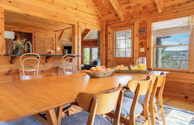 Secluded w/ Deck Views, Hot Tub, & Ping Pong Hudson in the Berks by Avantstay - Foto 97