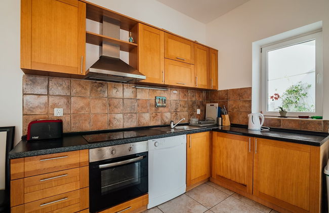 Spacious Family 4BR Seaside House, Fantastic Sea Views, 20 Meters to Beach - Foto 32