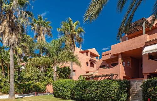 Penthouse Majestic Costa Golf Casares - Photo 1