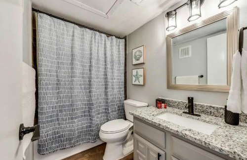 Upgraded 1BD condo Pool Irving I45 - Foto 10