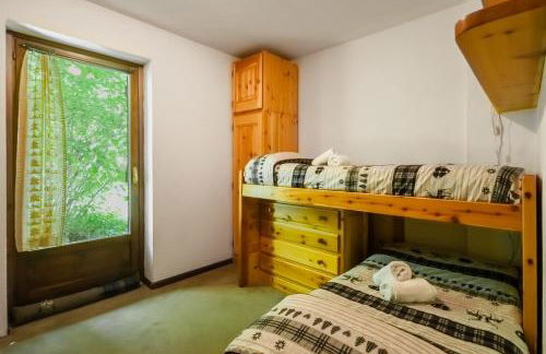 Parcheggio-Camino-8pax - Chalet immerso nella Natura - Foto 19