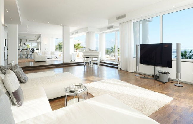 Lavish Villa With Infinity Pool and Views - Foto 2