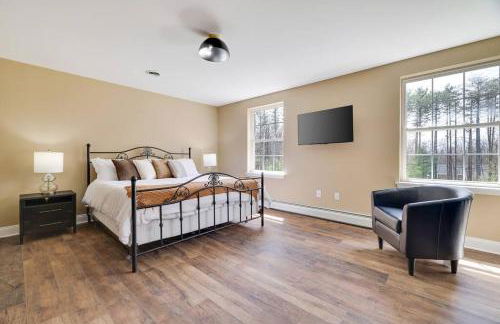 Luxe Lrg Pocono House for 18 Hot Tub/Gameroom/Pool - Foto 11