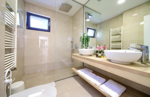 Villa LUMINOSA with outdoor and indoor pool and sauna - Foto 45