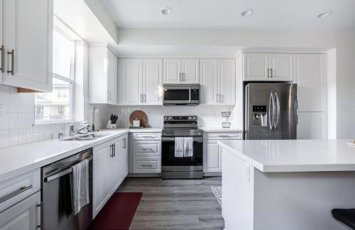 Brand New Stunning 4BR Townhome - Foto 3