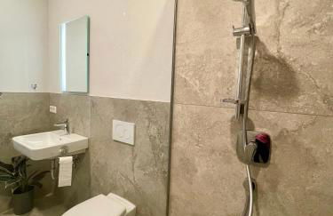 Goldstadt Schlössle Suite 2-Zimmer Design Apartament Zentrum Pforzheim - Foto 70