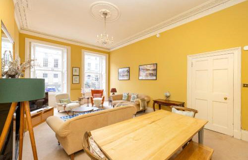 JOIVY Chic and Spacious House at the Heart of the City - Foto 14