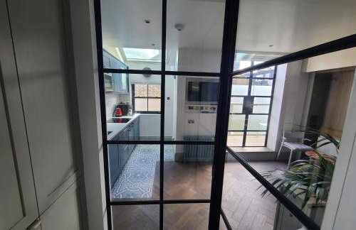 Boutique Linden Gardens 1st floor and loft apartments - Foto 12