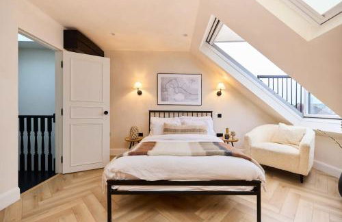 The Kensal Rise Retreat - Stunning 4bdr Home With Garden - Photo 48