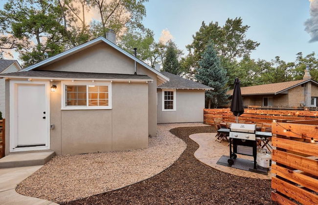 2BR Olympic Center Downtown - Photo 21