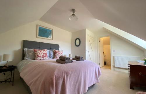 Private detached cottage sleeps 4 - Photo 28