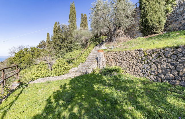 Bright Home With Wonderful Sea View - Photo 26