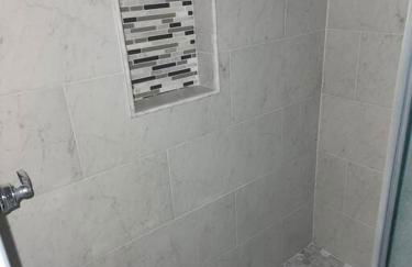 Quiet 2 bedroom condo on Gulf with pool and pond - Photo 5