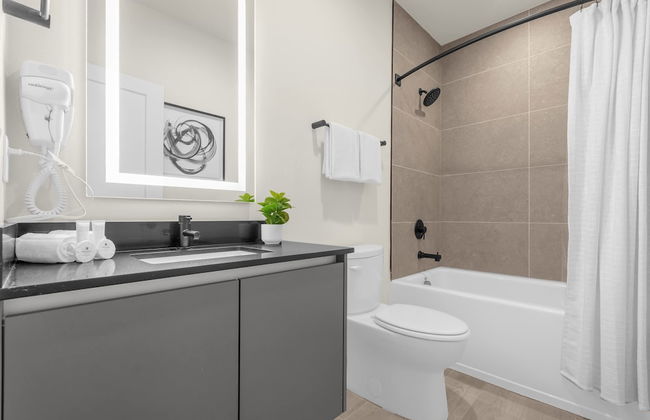 Upstay - Modern Family Townhouse w Private Pool - Foto 51