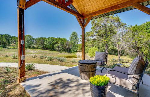 Recently Built Cabin with Pavilion in Granbury! - Foto 23