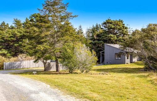 Madrone Cottage - Photo 24