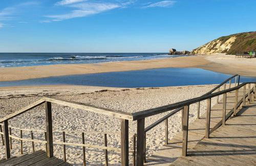 Nazare Uninterrupted Views and Sounds of the Sea - Foto 39