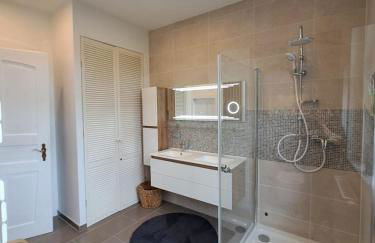 Ferienwohnungen Vogelnest zentral in Mühlhausen mit Pool - Foto 5