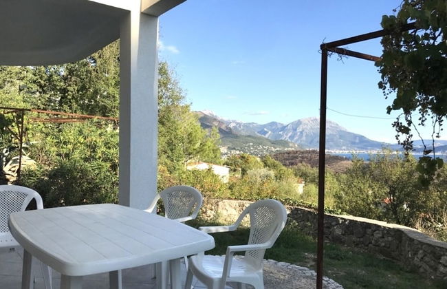 Panorama View 2-bed Apartment in Sutomore - Foto 1