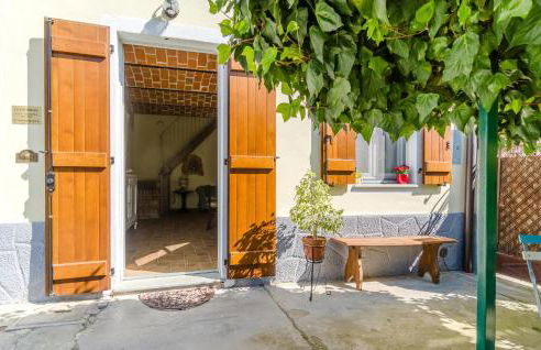 Gorgeous Home In Ferrere With Kitchen - Foto 13