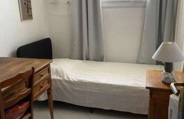 VILLA MIREILLE CALME ARBOREE PISCINE SANS VIS A VIS SECURISEE - Foto 2