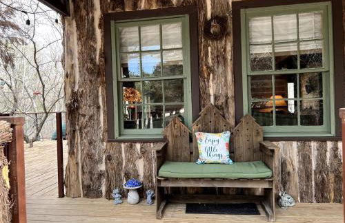Magical Treehouse with Slide by Brazos River for Family Glamping Adventures in Texas - Foto 40