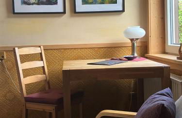 Wandergesellenzimmer mit Bad und Küche - Foto 1