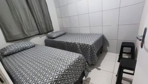 Apartamento quarto e sala 3 pessoas - Foto 2