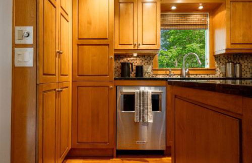 TreeTops Spacious Architectural Retreat - Foto 30