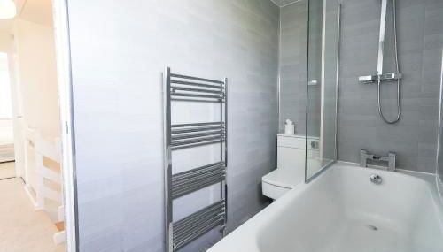 Livingston 4 Bed + Car Space - Foto 5