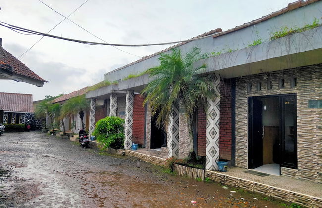 Hotel Intan Niaga - Foto 1