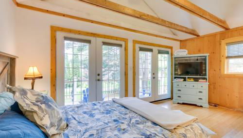 East Otis Vacation Rental with Private Deck and BBQ! - Foto 4