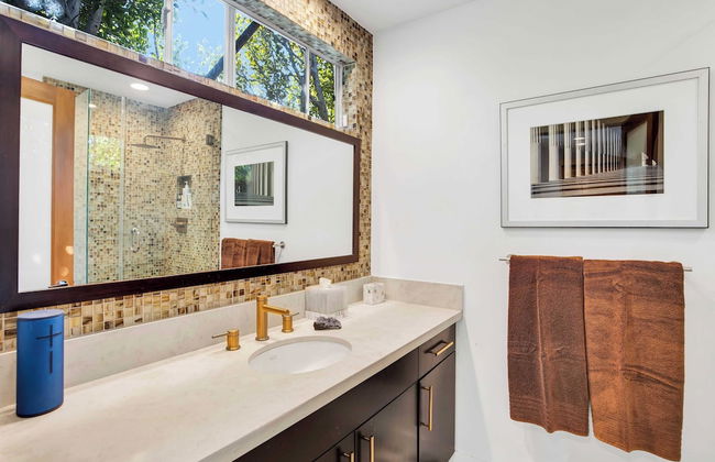 Edwin by Avantstay Hollywood Hills Luxury + Pool - Photo 34