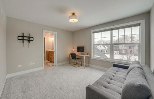 Bring the Family! Suburban Gem in Plainfield - Foto 28