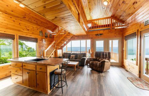 Eagles Nest Cabin with a private hot tub - Foto 1