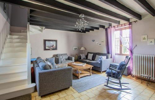 ROCHE-LOIRE - Photo 23